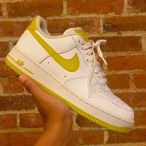Nike Air Force 1 White and Yellow